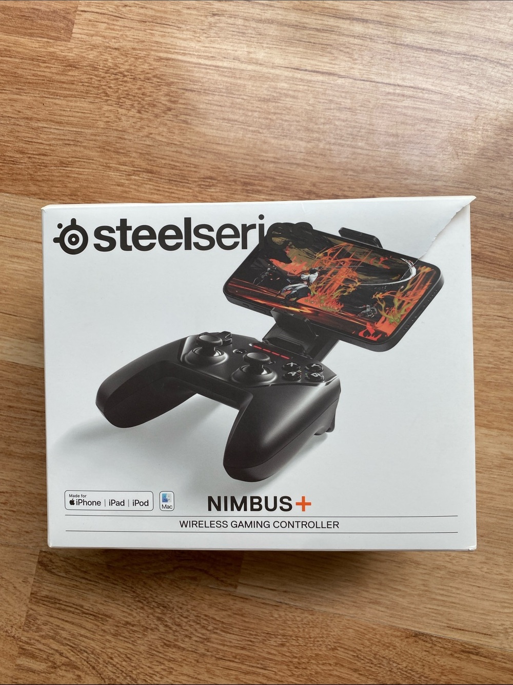 SteelSeries Nimbus+ Wireless Gaming Controller - Black for IPhone/Ipad
